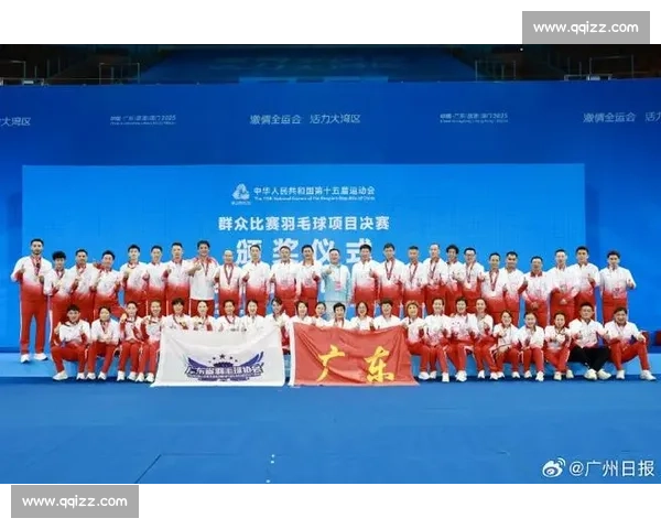 广州 “基哥照哥”：百年球龄拼下全运会群众羽毛球首金
